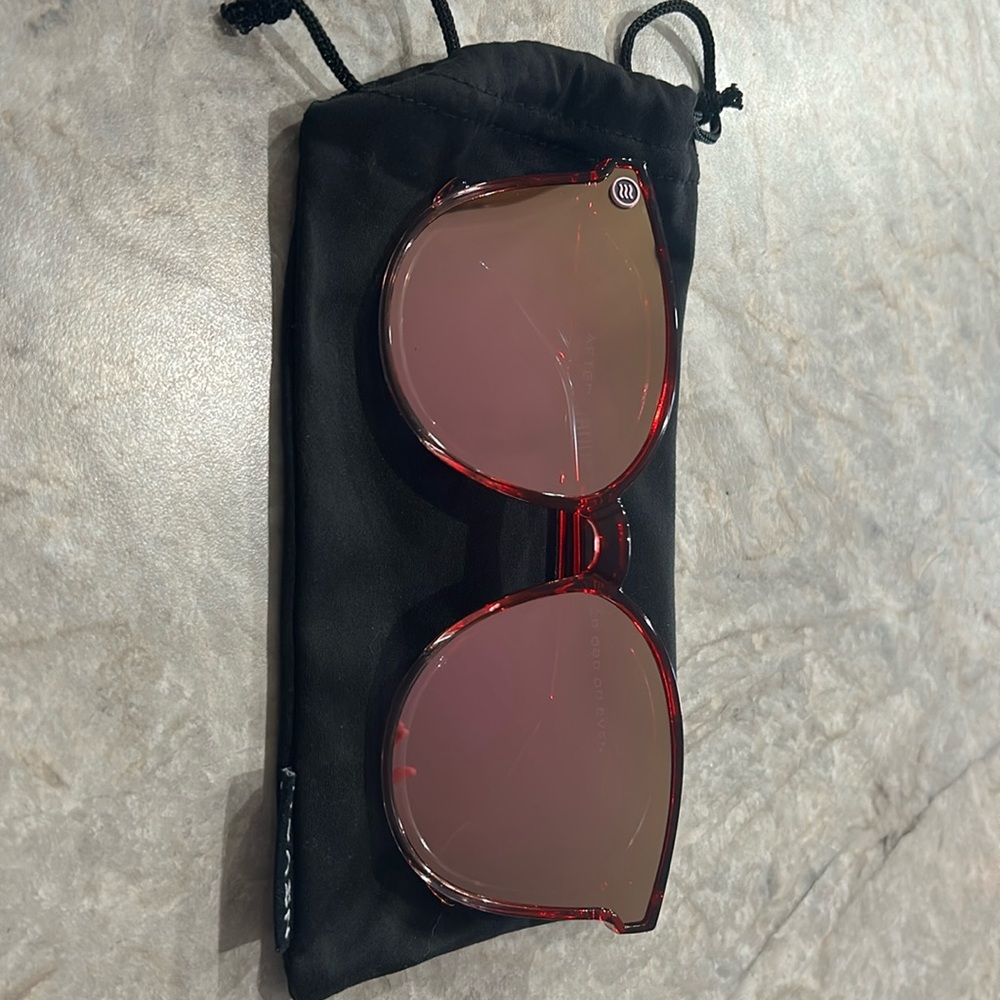 Neven pink sunglasses